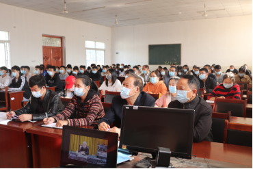 我校組織《中央宣講團在教育部開展的學習貫徹黨的十九屆五中全會精神報告會》學習活動 我校組織《中央宣講團在教育部開展的學習貫徹黨的十九屆五中全會精神報告會》學習活動