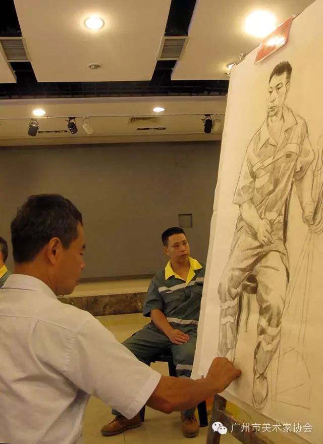 广州市美协人物画艺委会为环卫工作者送慰问、画肖像 广州市美协人物画艺委会为环卫工作者送慰问、画肖像