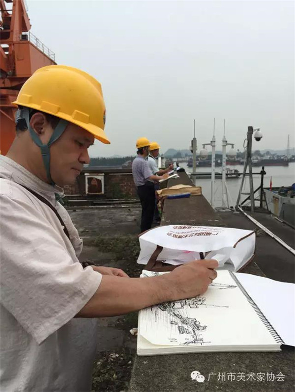 【广州市美协】2015年广州市美协人物画艺委会画家走进广州港采风写生 【广州市美协】2015年广州市美协人物画艺委会画家走进广州港采风写生