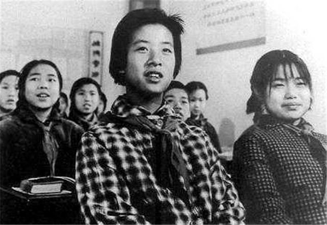 47年前，那个轰动一时的“反潮流小英雄”黄帅，后来怎么样了？