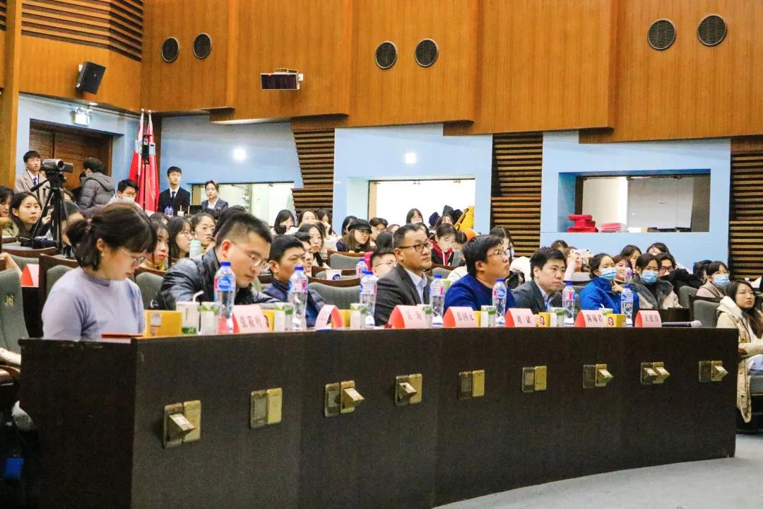 冬意渐深不掩论辩激情——华东政法大学“普世律师杯”辩论赛顺利收官 冬意渐深不掩论辩激情——华东政法大学“普世律师杯”辩论赛顺利收官