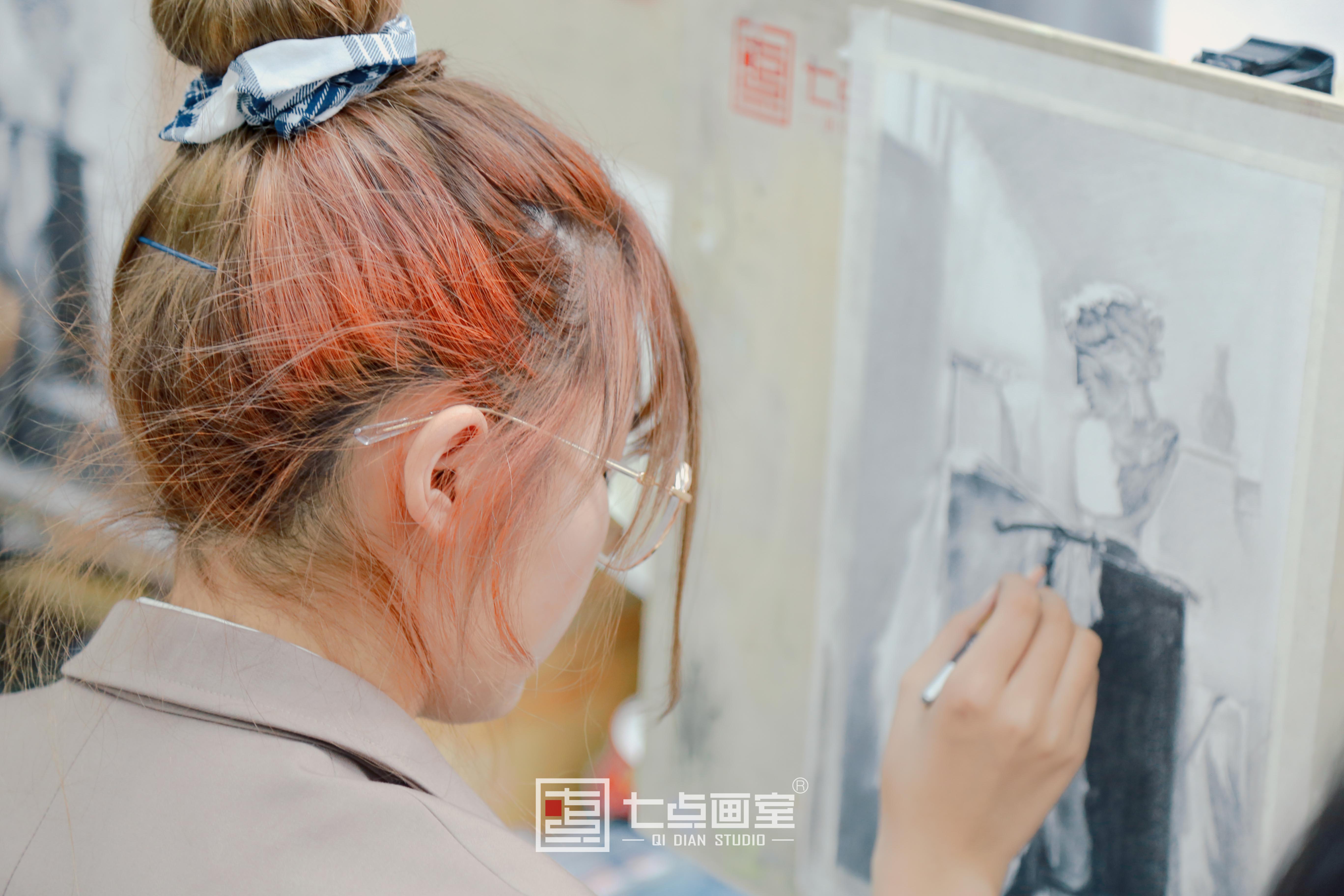 实力出彩!七点画室校考突击班三大方向作品展 实力出彩!七点画室校考突击班三大方向作品展