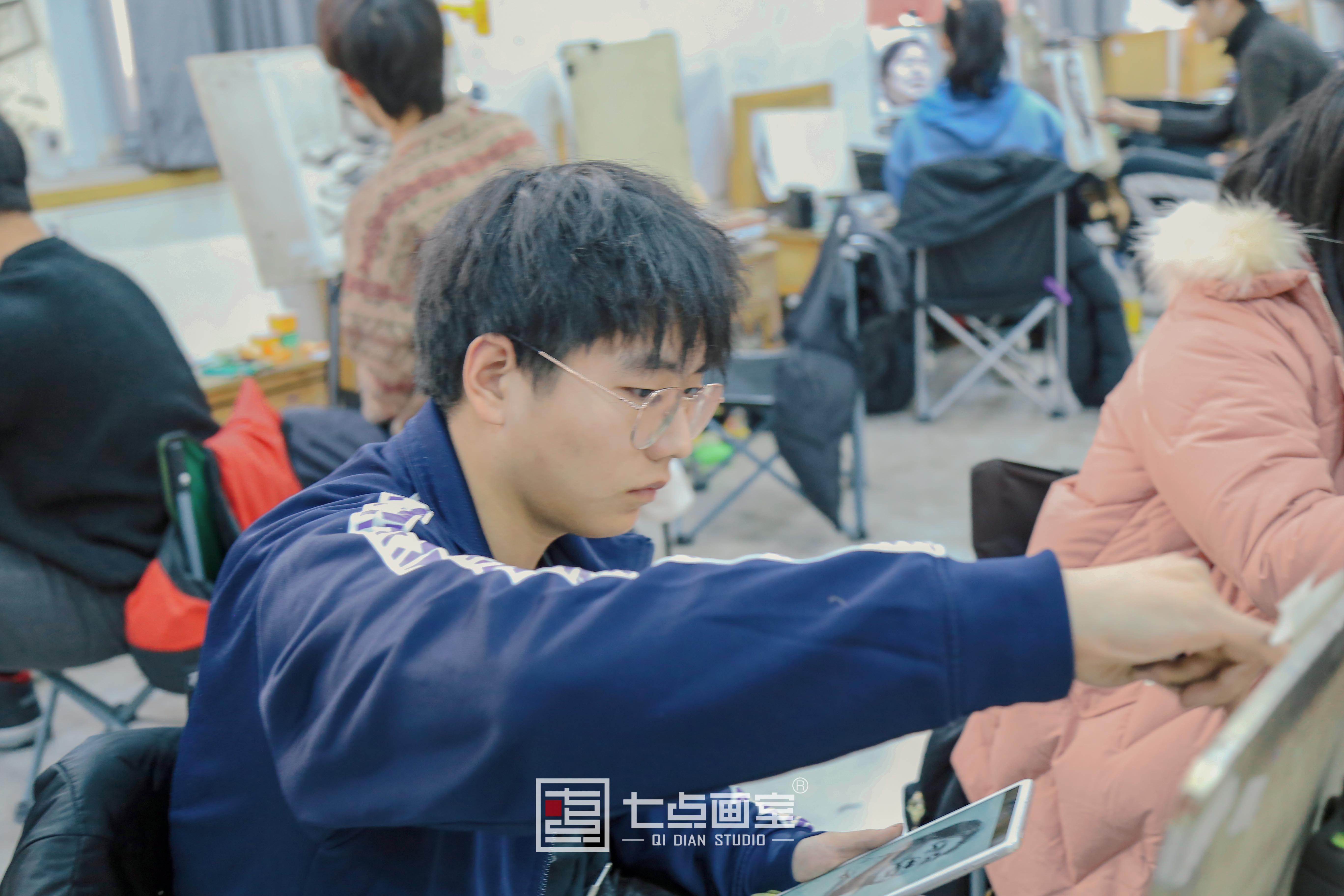 实力出彩!七点画室校考突击班三大方向作品展 实力出彩!七点画室校考突击班三大方向作品展