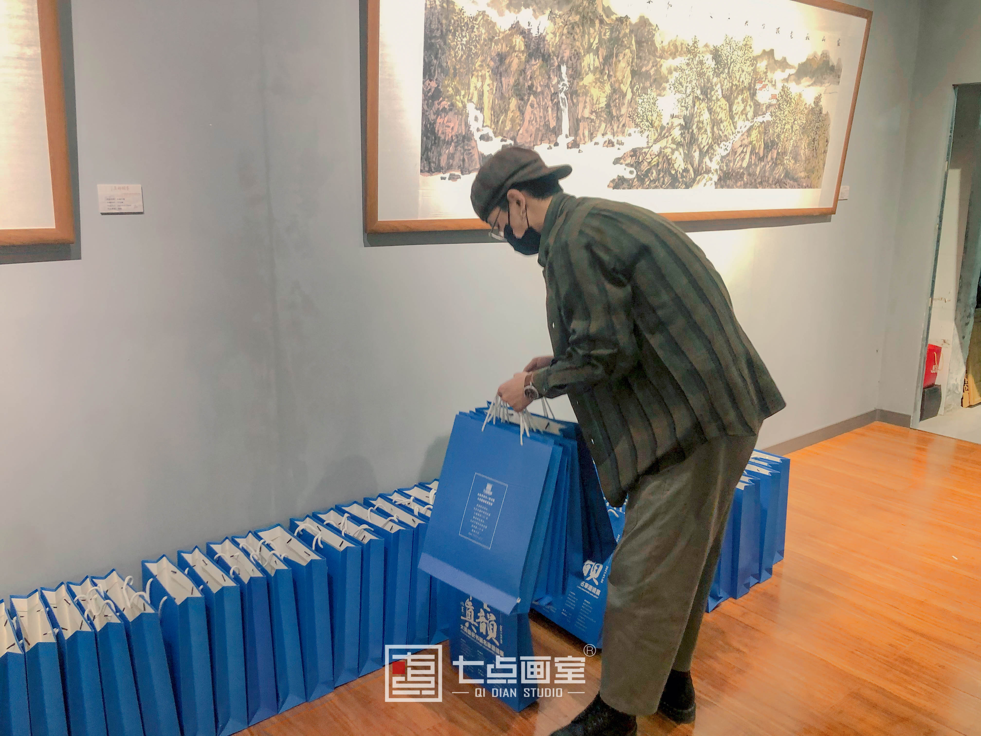 墨韵归真|七点画室助力 “ 大美雄安书画名家邀请展 ” 带你欣赏艺术家笔下的传奇色彩 墨韵归真|七点画室助力 “ 大美雄安书画名家邀请展 ” 带你欣赏艺术家笔下的传奇色彩