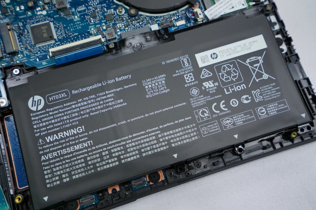 HP 340 G7 拆机评测 HP 340 G7 拆机评测