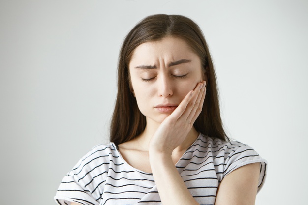 深圳牙科医院告诉你智齿的危害有哪些