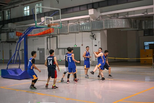 龙华建设2019年职工男子篮球友谊赛圆满举行