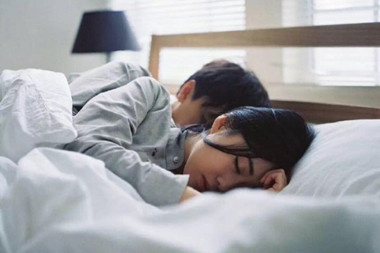 男人的感情都是睡出来的 男人的感情都是睡出来的
