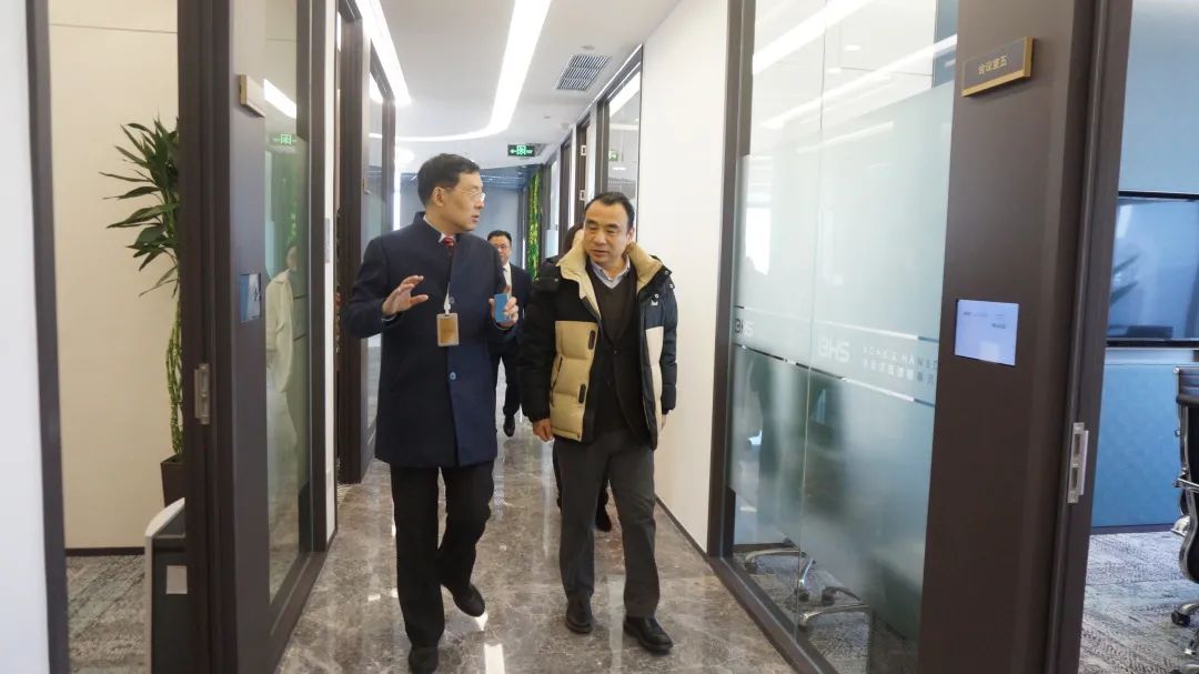 资讯|上海大学法学院与我所“学生实习基地”签约揭牌仪式成功举行 资讯|上海大学法学院与我所“学生实习基地”签约揭牌仪式成功举行