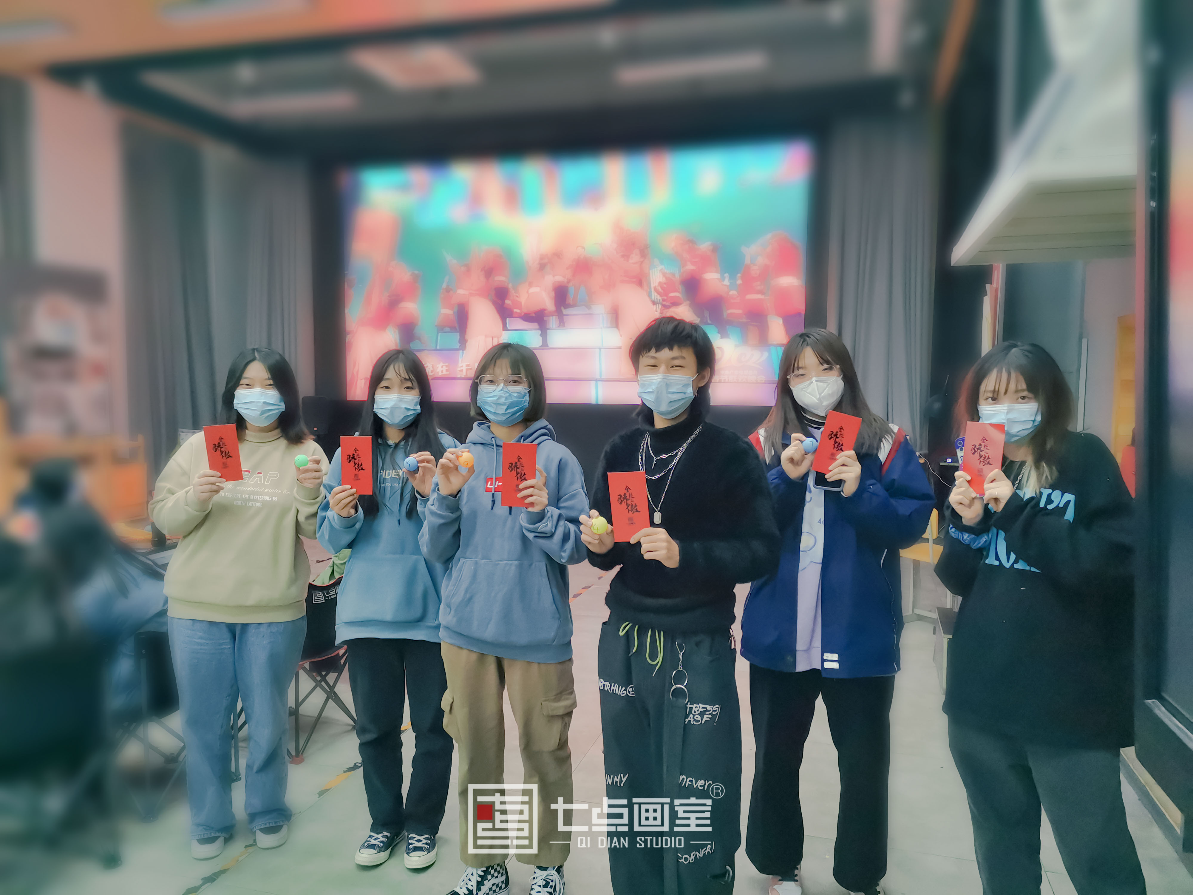 与柒相遇,未来可柒!七点陪你过新年 与柒相遇,未来可柒!七点陪你过新年