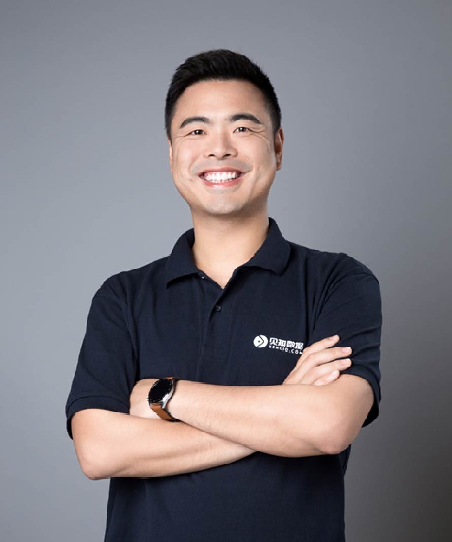Dirk 王晓青