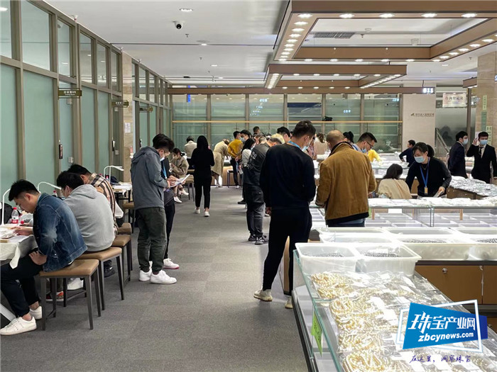 群英共创·珍珠盛会——深珠宝春季保税展销会盛大启幕 群英共创·珍珠盛会——深珠宝春季保税展销会盛大启幕