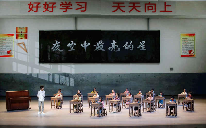 《大地颂歌》:唱响十八洞村扶贫故事,呈现三湘壮美扶贫画卷 《大地颂歌》:唱响十八洞村扶贫故事,呈现三湘壮美扶贫画卷