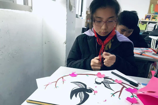 【创意美术】这是枫华的美术课堂，孩子们的创想世界