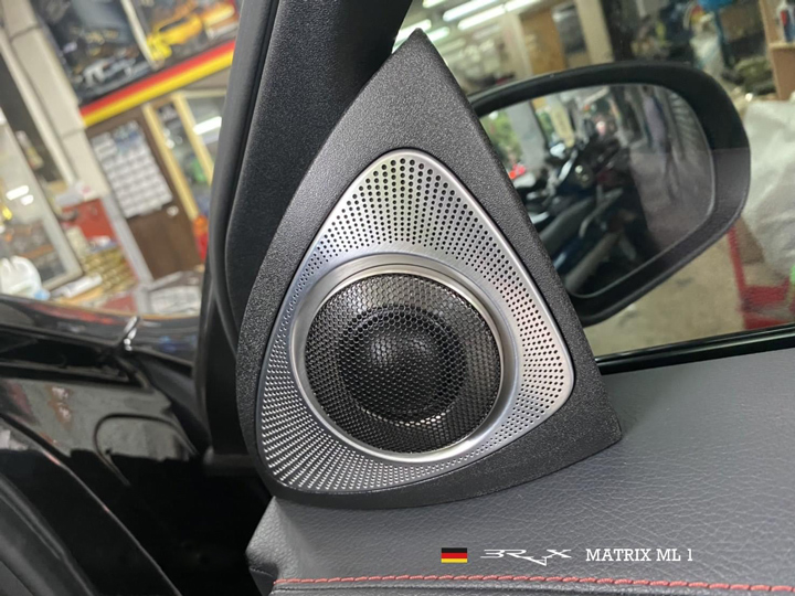 奔驰GLC43音响升级德国BRAX & 德国HELIX，悦耳动听的发烧乐曲陪你共享良辰美景