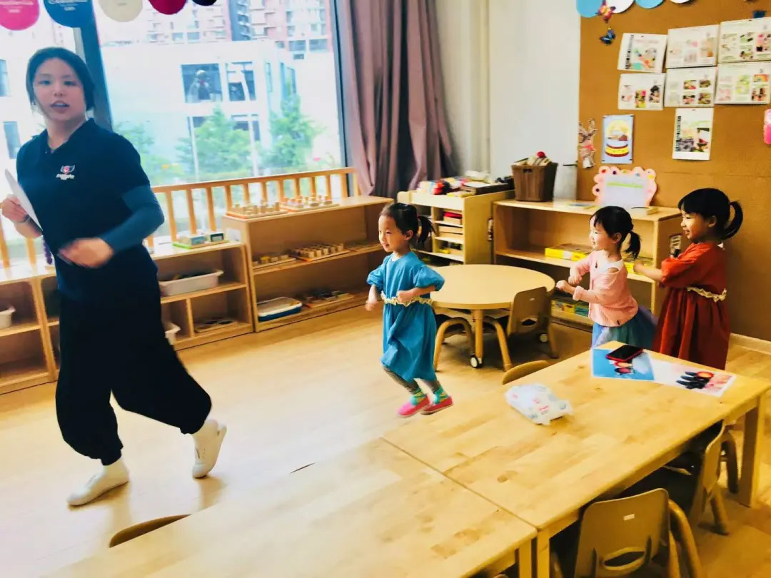 创美奇主题课——一起认识交通工具 创美奇主题课——一起认识交通工具
