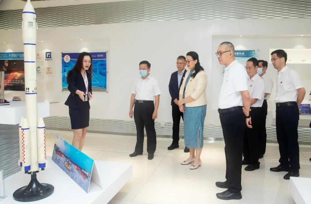 省国资委党委书记、副主任范中杰带队到广新集团调研 省国资委党委书记、副主任范中杰带队到广新集团调研