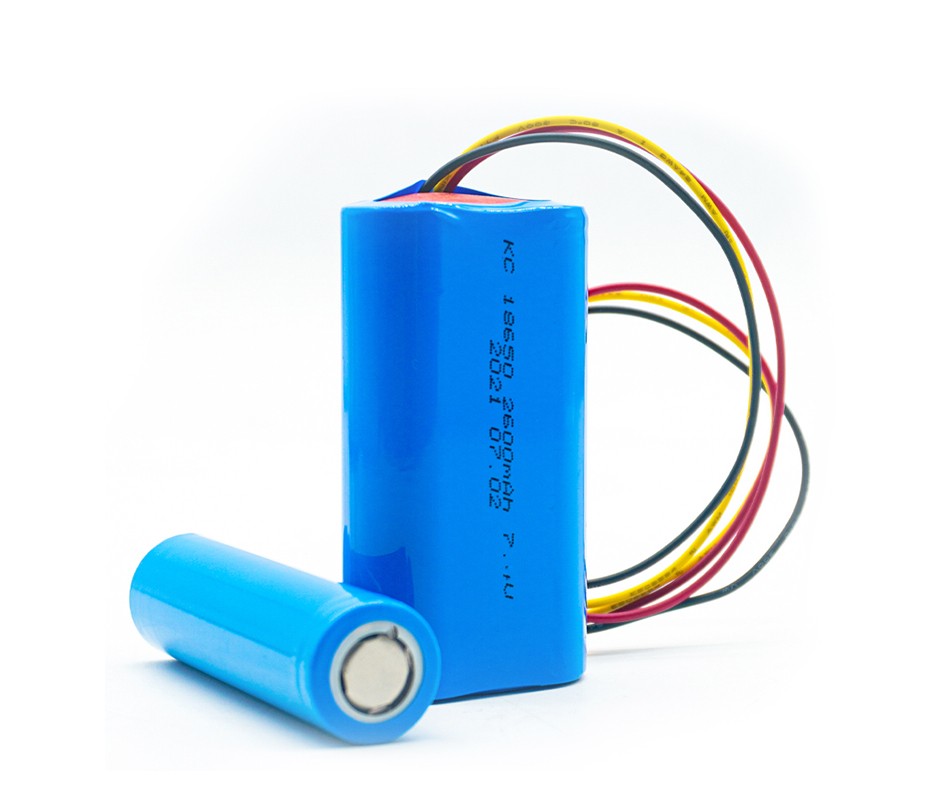 18650 lithium battery pack 7.4V fascia gun rechargeable battery 2600MAH high rate power battery