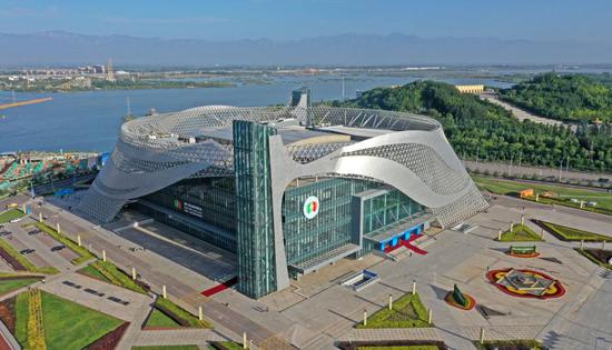 习主席:中国呼吁加强中阿合作,促进发展 习主席:中国呼吁加强中阿合作,促进发展