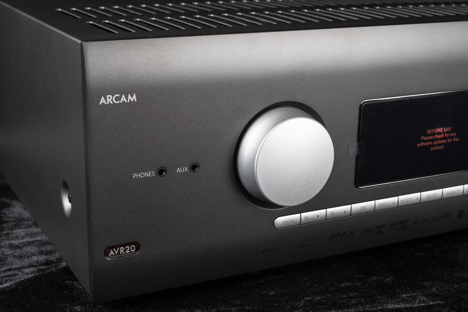 ARCAM雅俊AVR20强劲的驱动力和Dirac Live加持