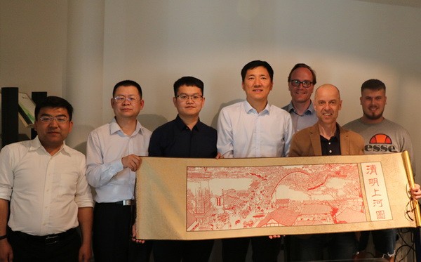 Delegation der AKCOME Group und der Tsinghua Universität zu Gast bei der Frey Gruppe