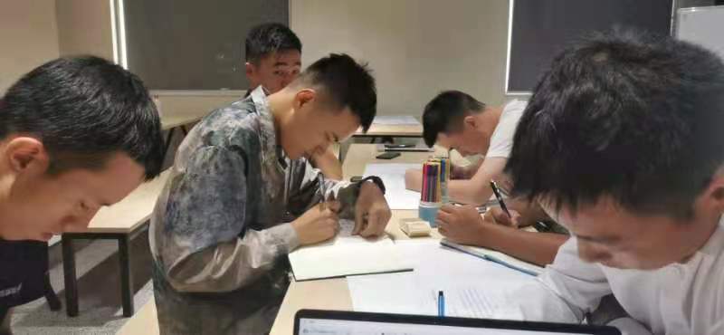 天晴体验教育召开企业文化研讨会 天晴体验教育召开企业文化研讨会