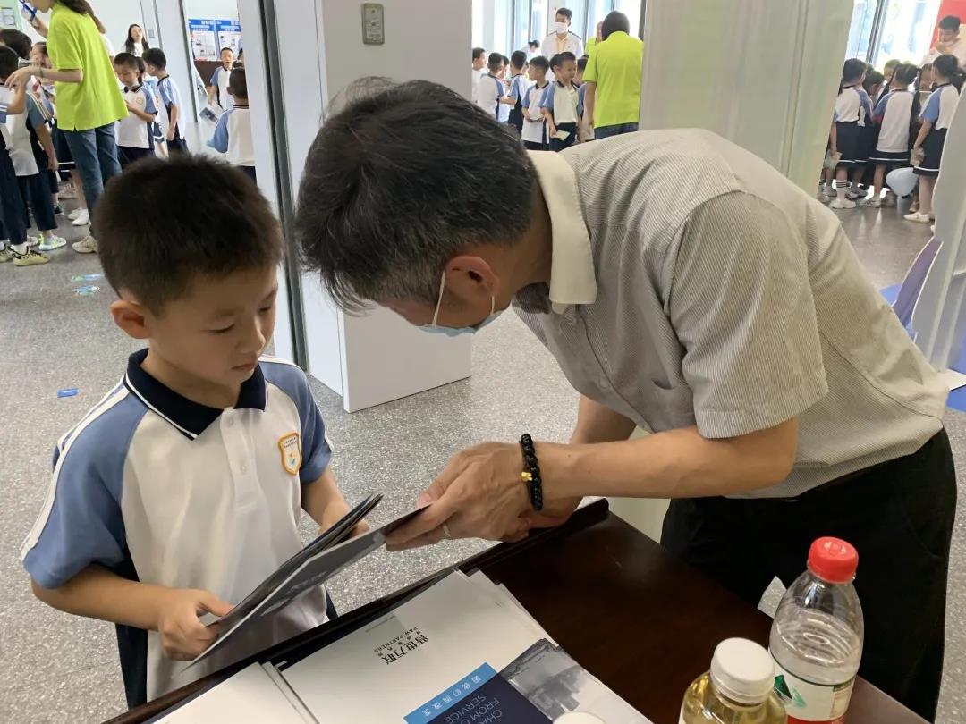 开学季 | 普世万联律师与上外普实小学生“面对面”…… 开学季 | 普世万联律师与上外普实小学生“面对面”……