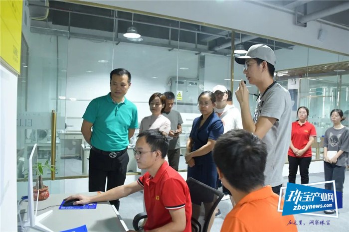 深圳电商直播产业考察团到广西平桂考察 深圳电商直播产业考察团到广西平桂考察