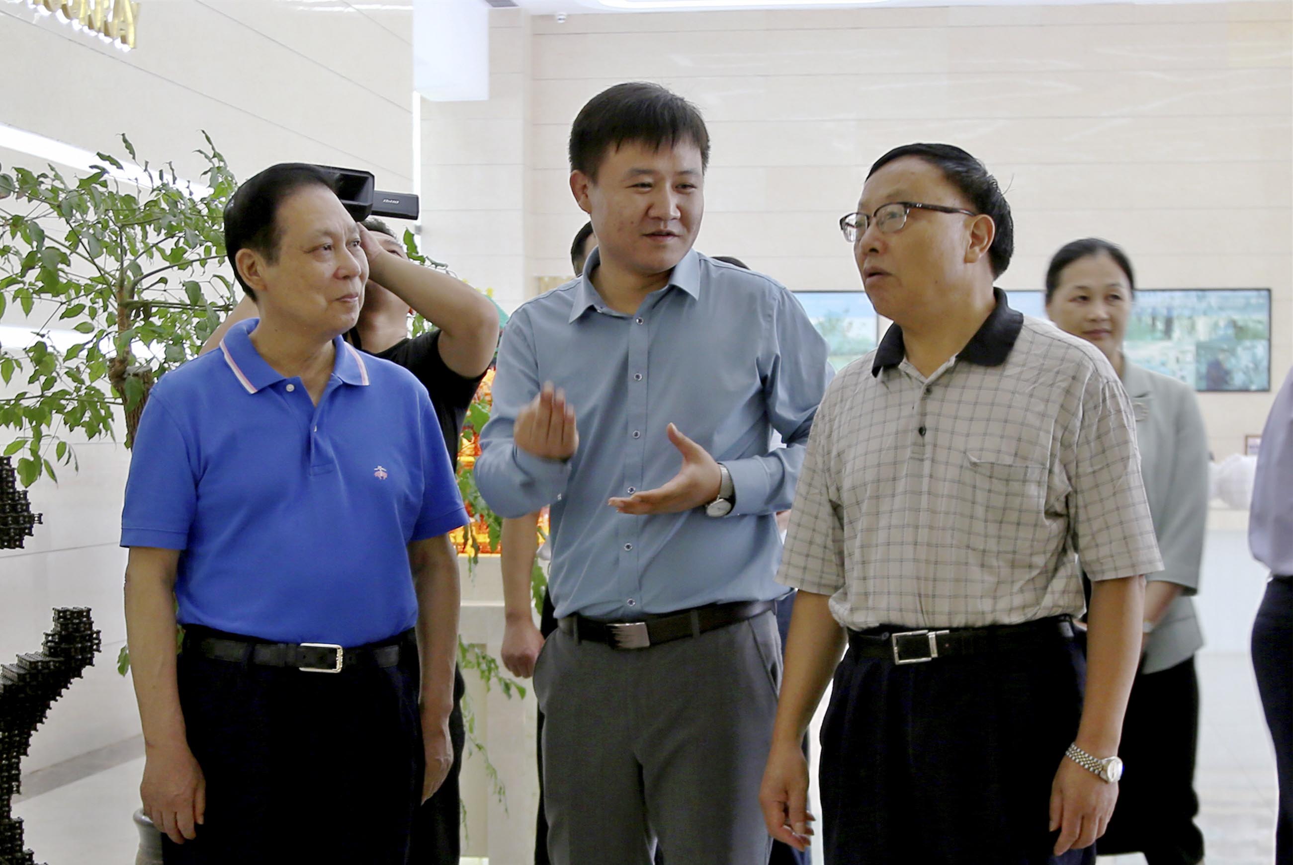 喜获“湖南省关心下一代教育示范基地”称号,省关工委领导莅临beplay官方网站地址揭牌、调研 喜获“湖南省关心下一代教育示范基地”称号,省关工委领导莅临beplay官方网站地址揭牌、调研