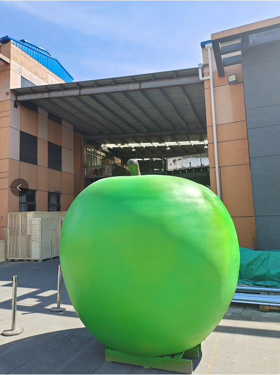 TADAO ANDO - Giant green apple sculpture“Forever Youth”