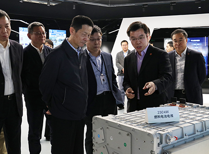 上海市委常委、副市长吴清考察氢晨科技230kW电堆