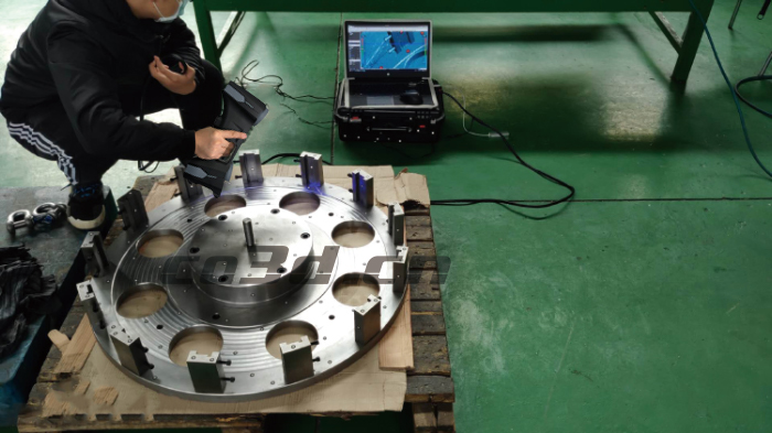 Industrial turntable inspection