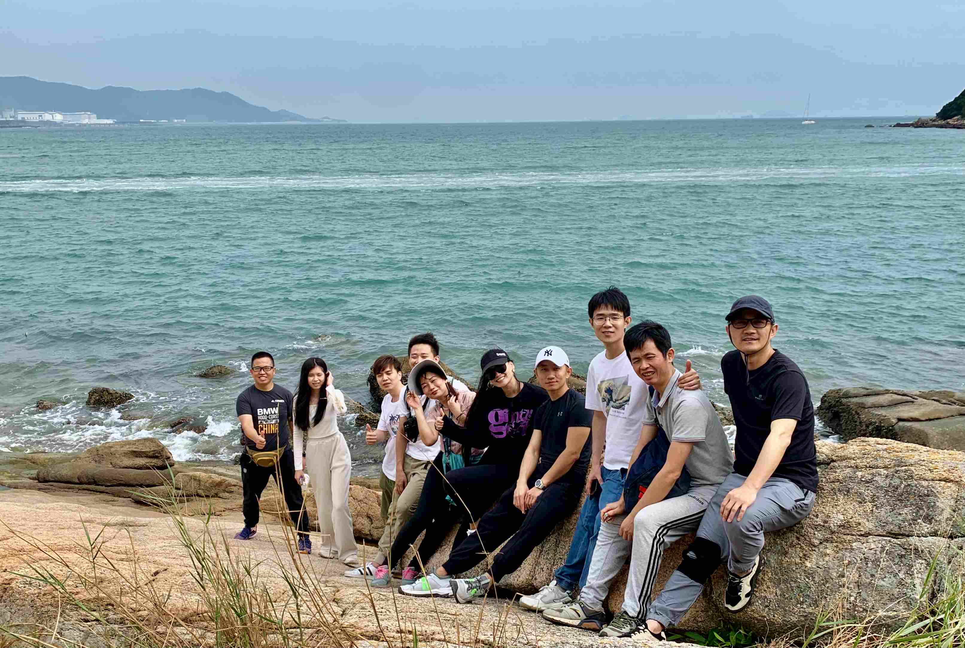 “扬帆起航 共创辉煌” —— 中海资本2021年度团建圆满举行
