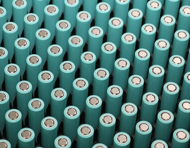 “高性能移动式直接甲醇燃料动力电池长时发电系统”研制成功
