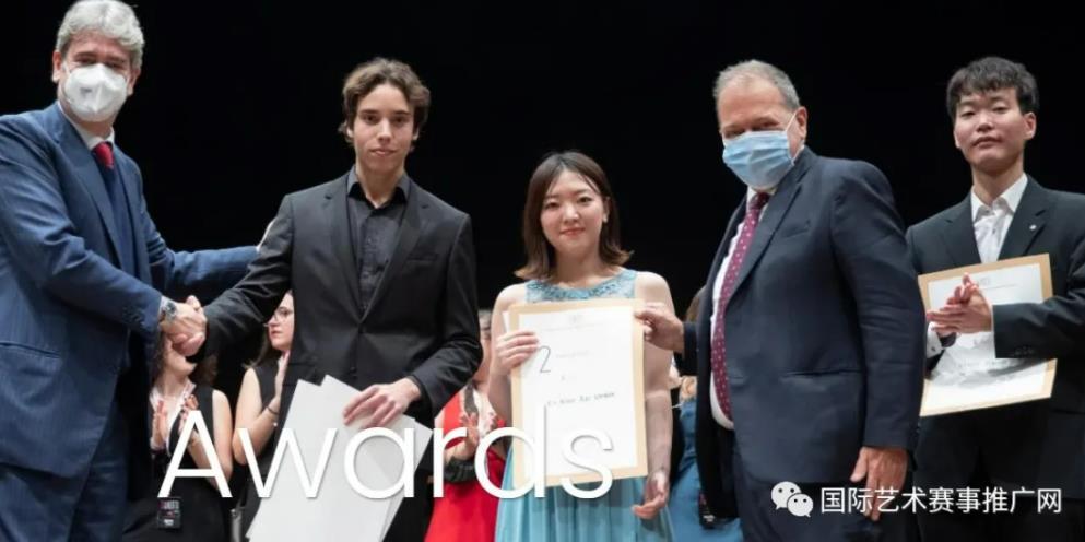 上周日本钢琴选手接连斩获两项国际大赛最高奖项