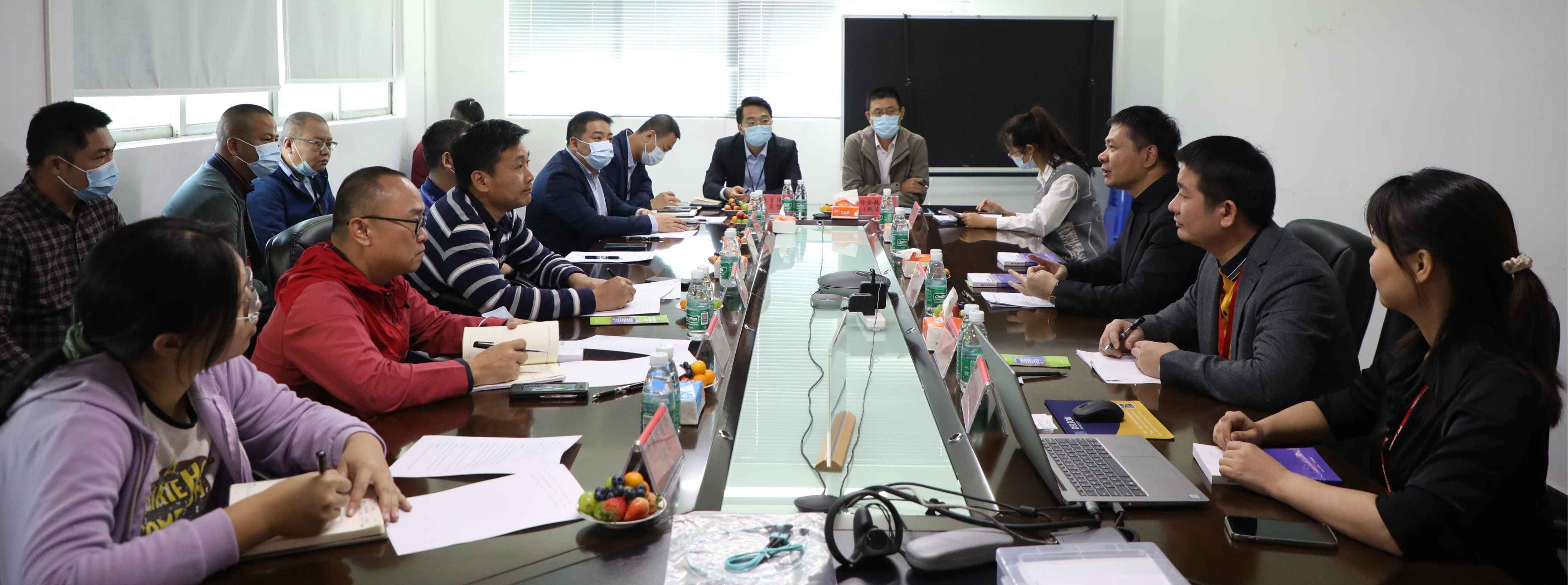 Director Gu of Guangming Street and his party visited our company for research and guidance