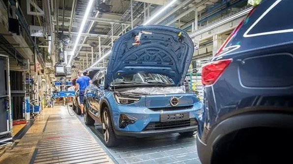 践行气候行动，沃尔沃汽车成为业内首家发布内部碳定价的车企