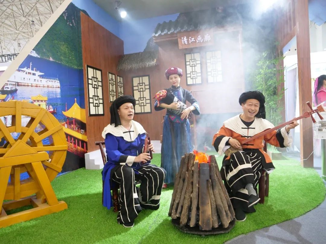 百布堂非遗再现首届中国（武汉）文化旅游博览会