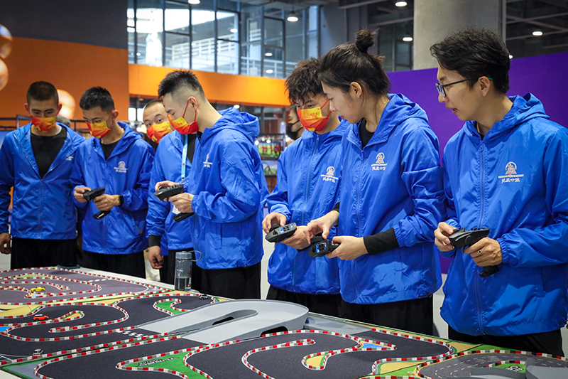 赛事活动 | TURBO RACING品牌首次亮相于中国体育文化博览会，并得到国家体育总局领导们莅临展会现场指导！