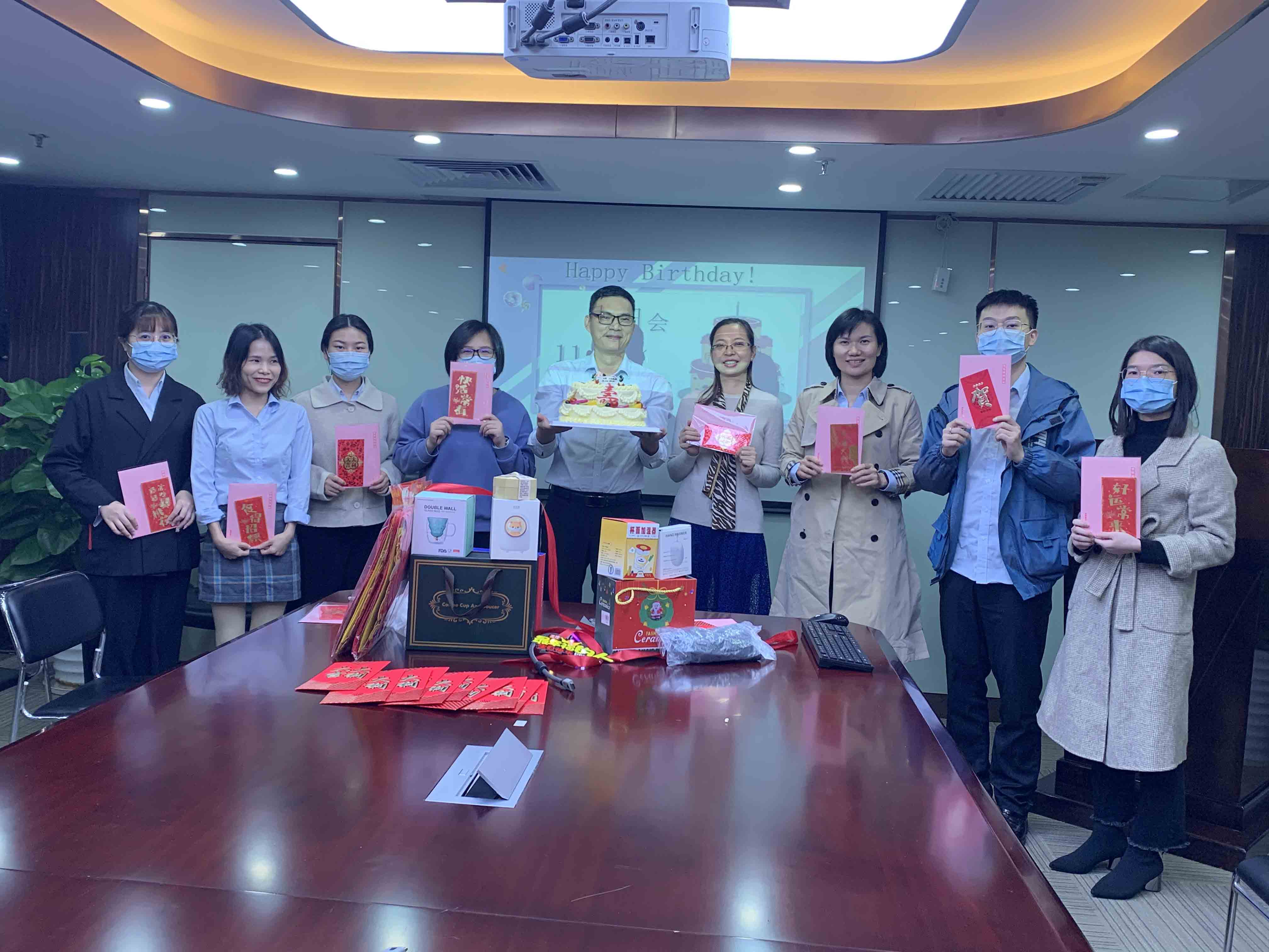 员工生日会｜心若有光 感恩常在