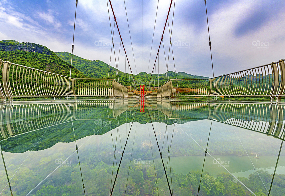 觀光玻璃吊橋/棧道 觀光玻璃吊橋/棧道
