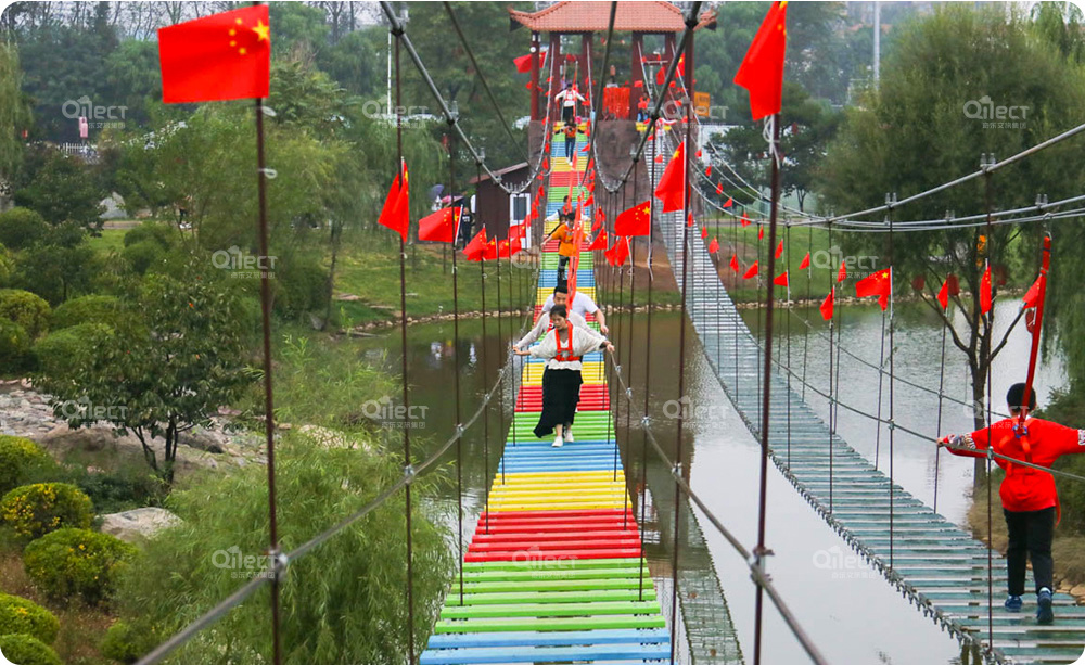 步步驚心吊橋——驚險刺激新體驗
