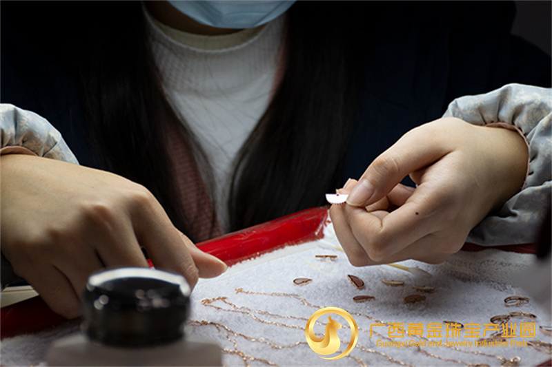 广西黄金珠宝产业园一年半产值超250亿元