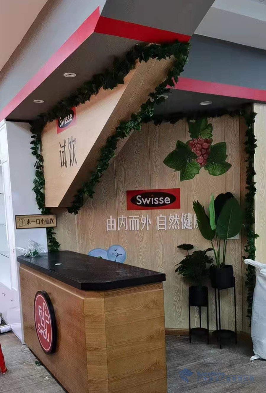 Swisse广告装饰工程项目