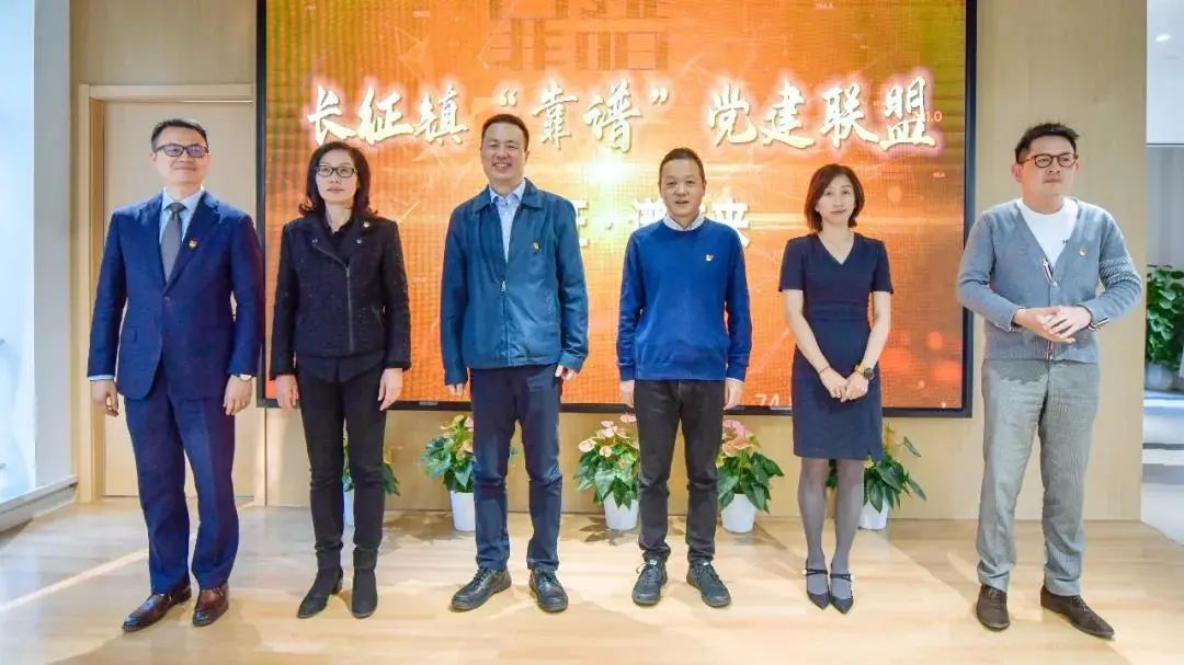 普世万联大事记 | 2021的岁末,我们依旧光芒四射 普世万联大事记 | 2021的岁末,我们依旧光芒四射