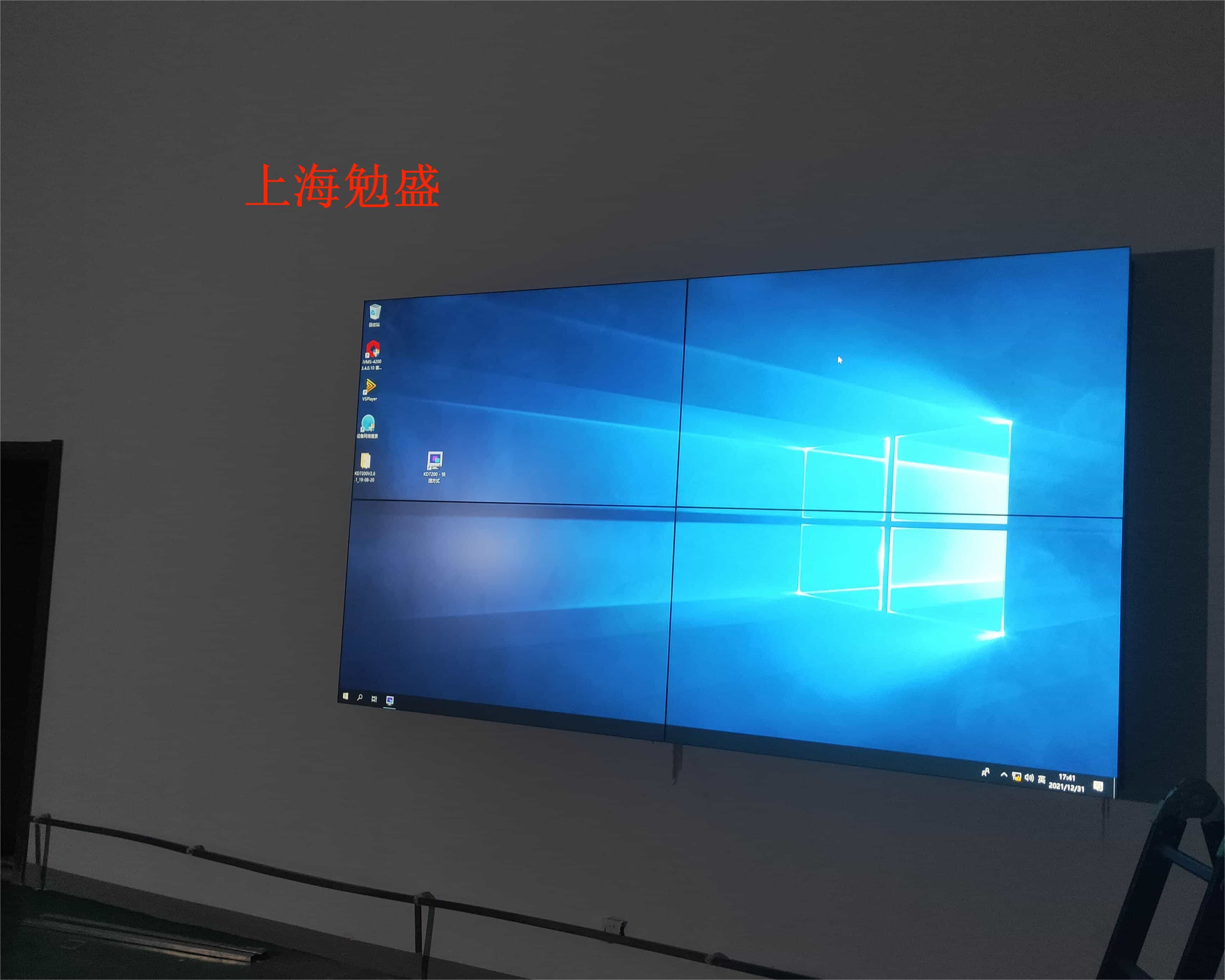 台州项目_65寸 2X2液晶拼接屏项目