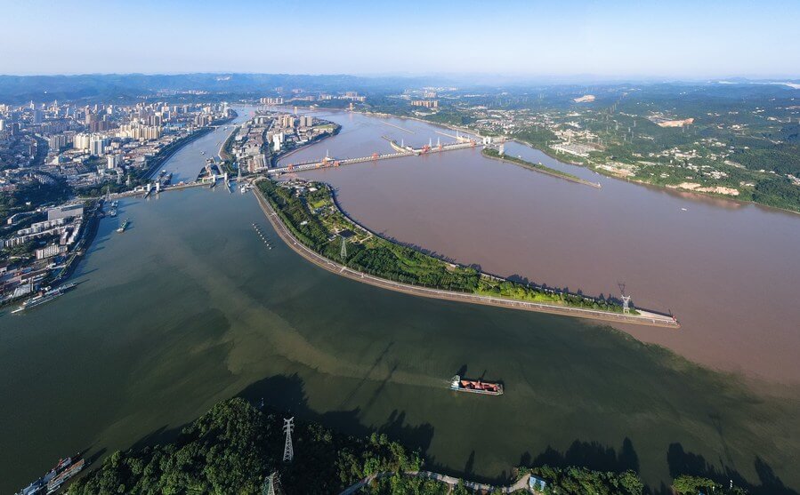 大江奔涌绘宏图——推动长江经济带高质量发展综述 大江奔涌绘宏图——推动长江经济带高质量发展综述