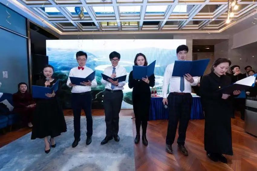 普世万联2022年度迎新总结会议暨颁奖典礼举行 | 进击破浪,如虎添“亿”(附花絮) 普世万联2022年度迎新总结会议暨颁奖典礼举行 | 进击破浪,如虎添“亿”(附花絮)
