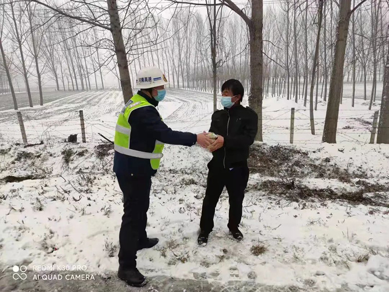 坚守疫情第一线 除雪融冰保平安——尉许（兰尉）公司除雪融冰硬核保通战打响