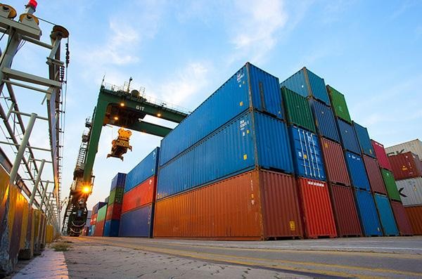 怎么通过海外仓提高跨境物流的交货速度？